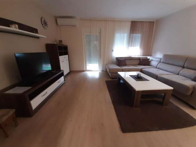 Апартаменты Apartment 081 Подгорица-5